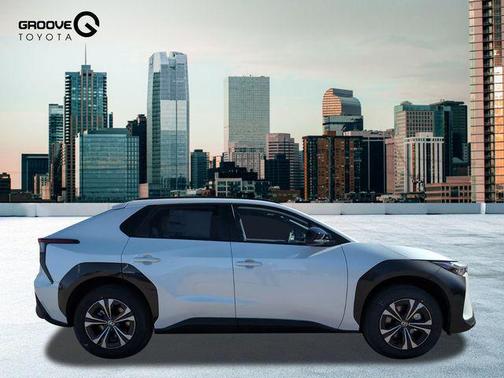 2025 Toyota bZ4X XLE