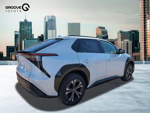 2025 Toyota bZ4X XLE