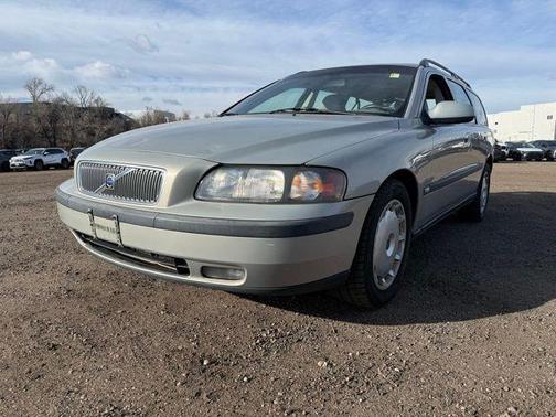 2001 Volvo V70 T5