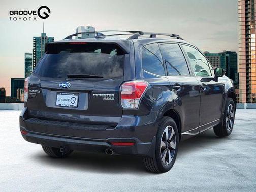 Dark Gray Metallic 2017 Subaru Forester 2.5i Limited