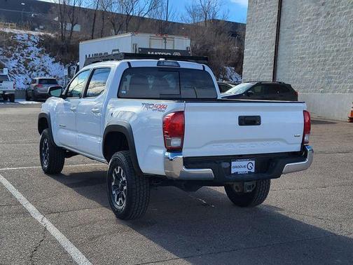 2017 Toyota Tacoma Base