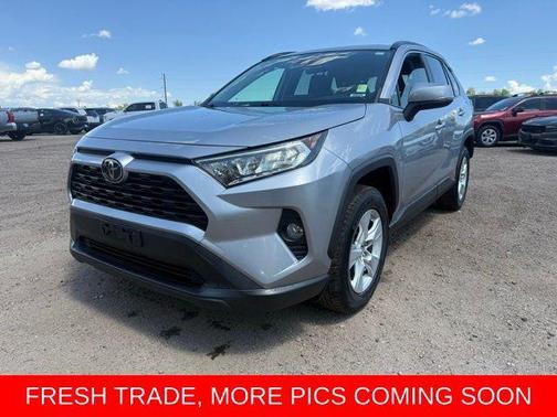 Silver Sky Metallic 2019 Toyota RAV4 XLE