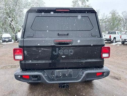 Black Clearcoat 2022 Jeep Gladiator Sport S