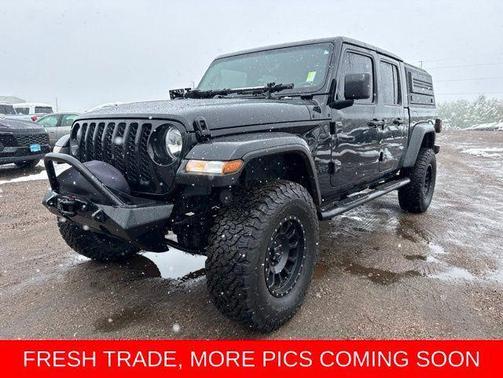 Black Clearcoat 2022 Jeep Gladiator Sport S