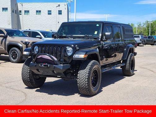 Black Clearcoat 2022 Jeep Gladiator Sport S