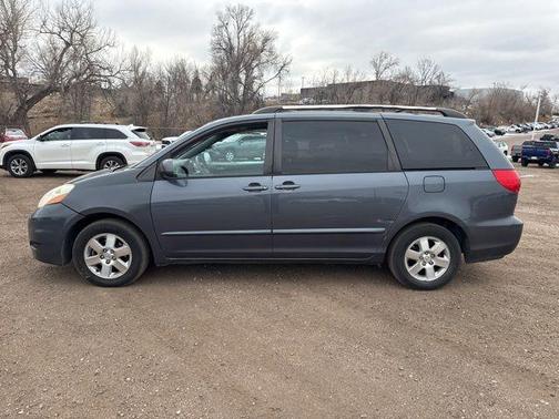 2008 Toyota Sienna XLE