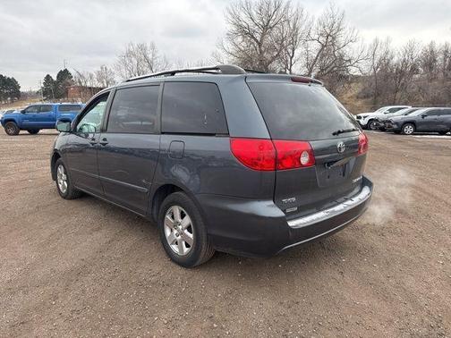 2008 Toyota Sienna XLE