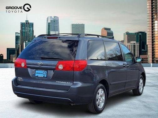 2008 Toyota Sienna XLE