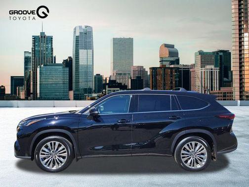 2025 Toyota Highlander Platinum