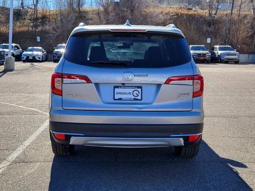 2019 Honda Pilot Touring 8-Passenger