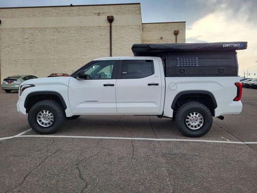 2025 Toyota Tundra SR5