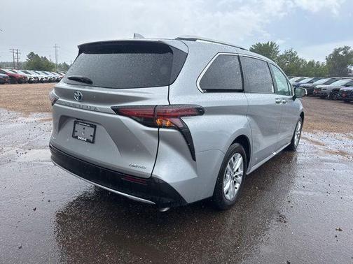 Celestial Silver Metallic 2025 Toyota Sienna Limited