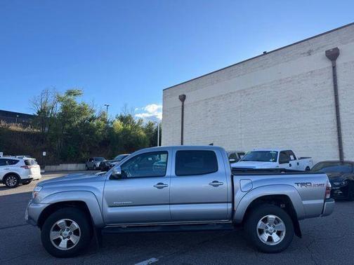 2015 Toyota Tacoma Base