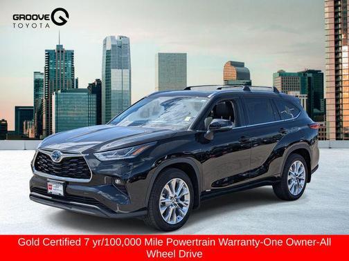 2022 Toyota Highlander Hybrid Limited