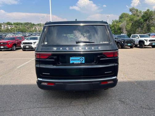 Diamond Black Crystal Pearlcoat 2022 Jeep Wagoneer Series III 4x4