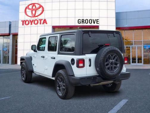 Bright White Clearcoat 2024 Jeep Wrangler Sport S
