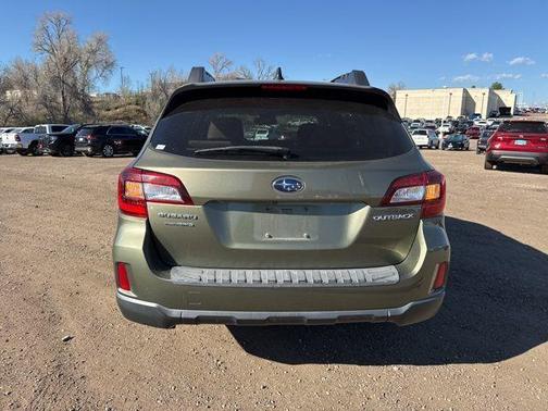 Wilderness Green Metallic 2016 Subaru Outback 2.5i Premium
