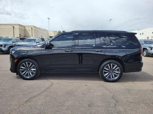 2022 Cadillac Escalade Sport