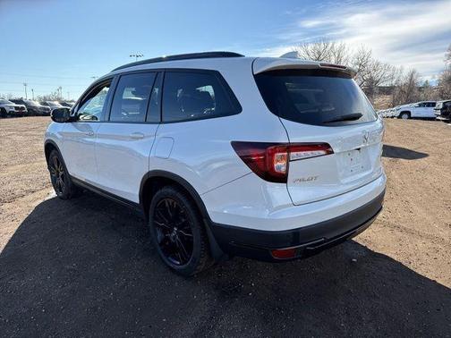 2021 Honda Pilot AWD Black Edition