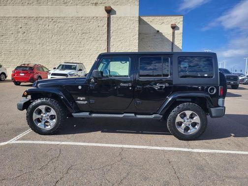 2016 Jeep Wrangler Unlimited Sahara