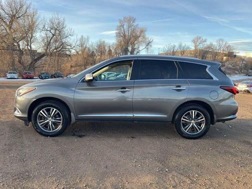 2016 INFINITI QX60 Base