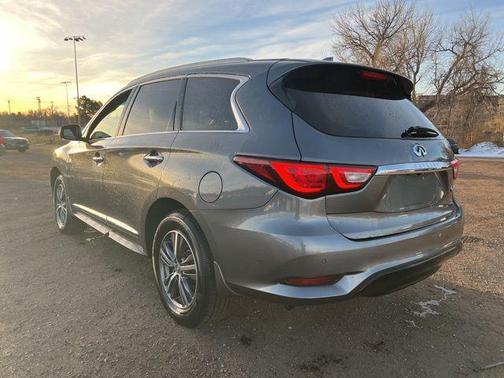 2016 INFINITI QX60 Base
