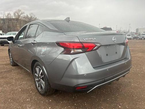 2021 Nissan Versa 1.6 SV