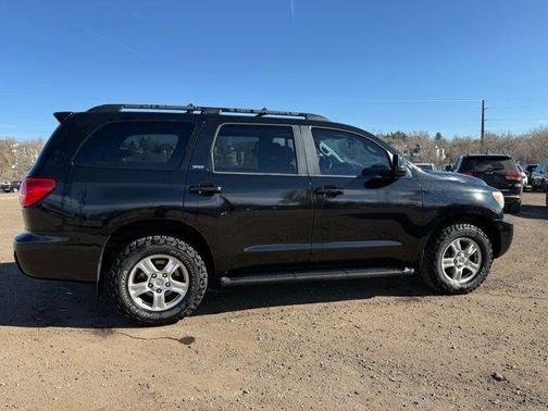 2013 Toyota Sequoia SR5