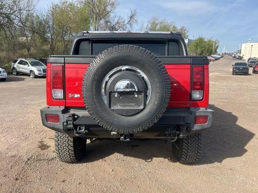 Victory Red 2005 Hummer H2 SUT
