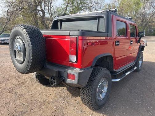 Victory Red 2005 Hummer H2 SUT