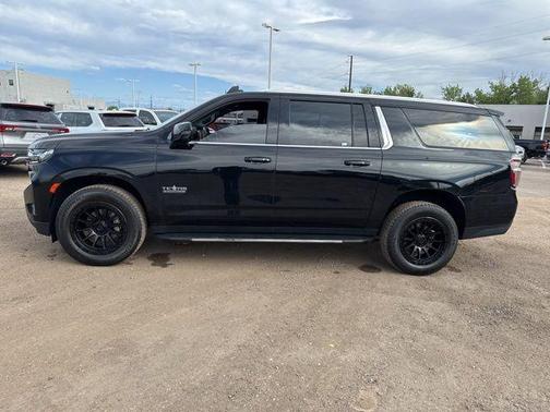 Black 2023 Chevrolet Suburban LT