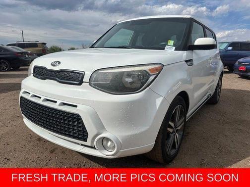 Clear White 2016 Kia Soul +