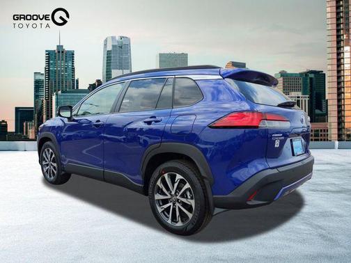 2025 Toyota Corolla Cross XLE
