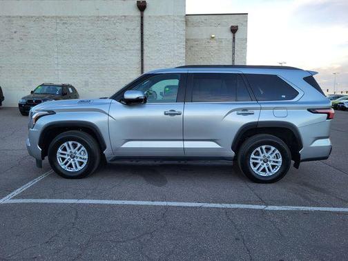 2025 Toyota Sequoia SR5