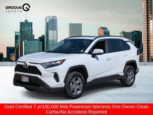 2022 Toyota RAV4 Hybrid XLE
