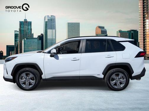 2022 Toyota RAV4 Hybrid XLE