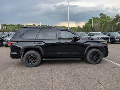 2025 Toyota Sequoia Base