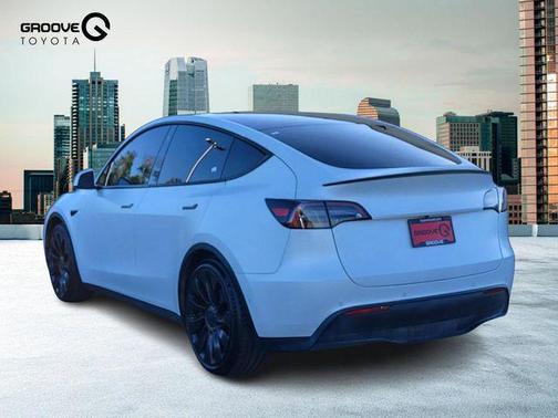 2022 Tesla Model Y Performance Dual Motor All-Wheel Drive