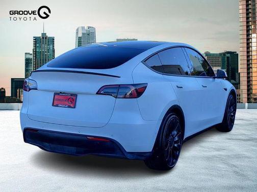 2022 Tesla Model Y Performance Dual Motor All-Wheel Drive