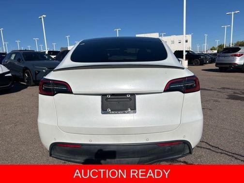 2022 Tesla Model Y Performance Dual Motor All-Wheel Drive