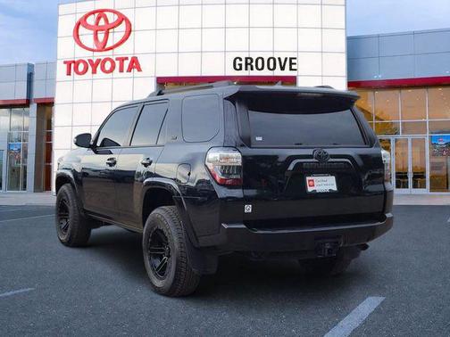 Midnight Black Metallic 2024 Toyota 4Runner SR5 Premium