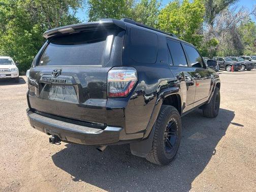 Midnight Black Metallic 2024 Toyota 4Runner SR5 Premium