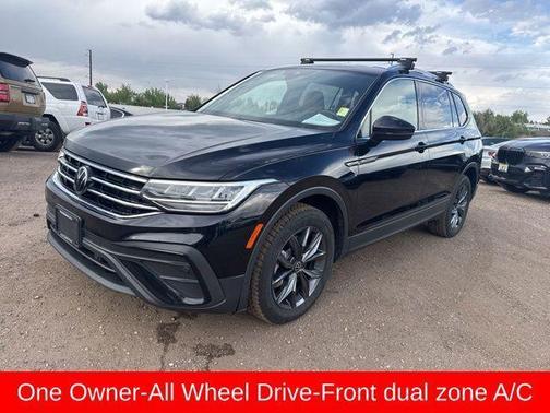 Deep Black Pearl 2022 Volkswagen Tiguan 2.0T SE 4MOTION