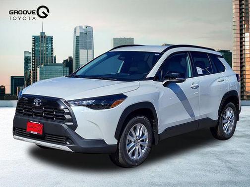 2026 Toyota Corolla Cross LE