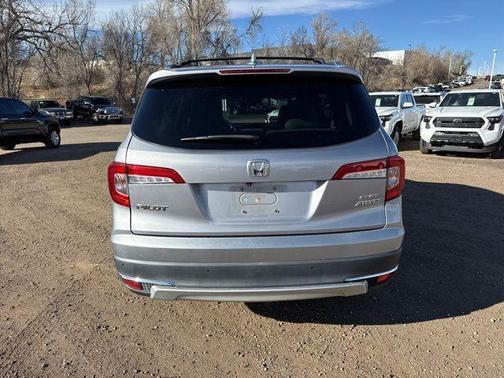 2020 Honda Pilot AWD Elite