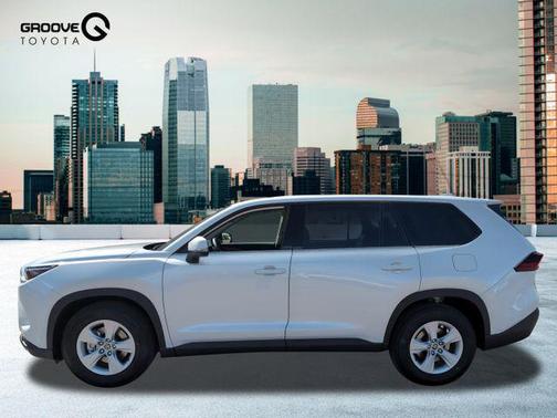2025 Toyota Highlander Hybrid LE
