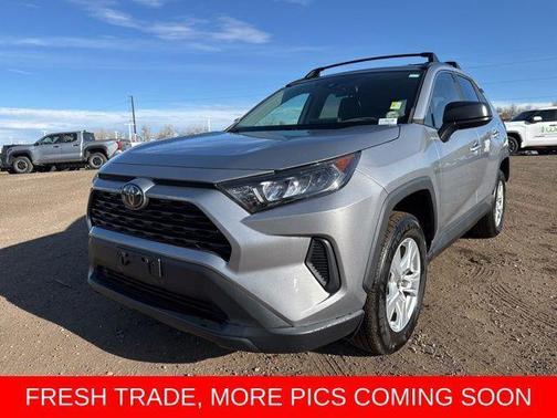 2020 Toyota RAV4 LE