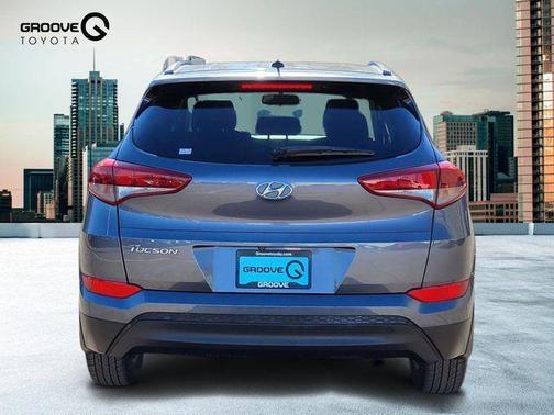 2016 Hyundai TUCSON SE