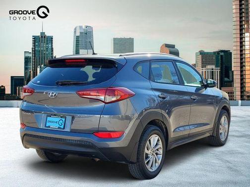 2016 Hyundai TUCSON SE