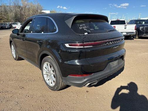 Black 2024 Porsche Cayenne Cayenne